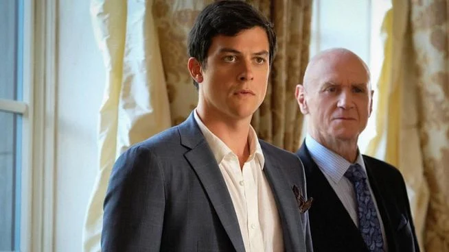 Steven Carrington